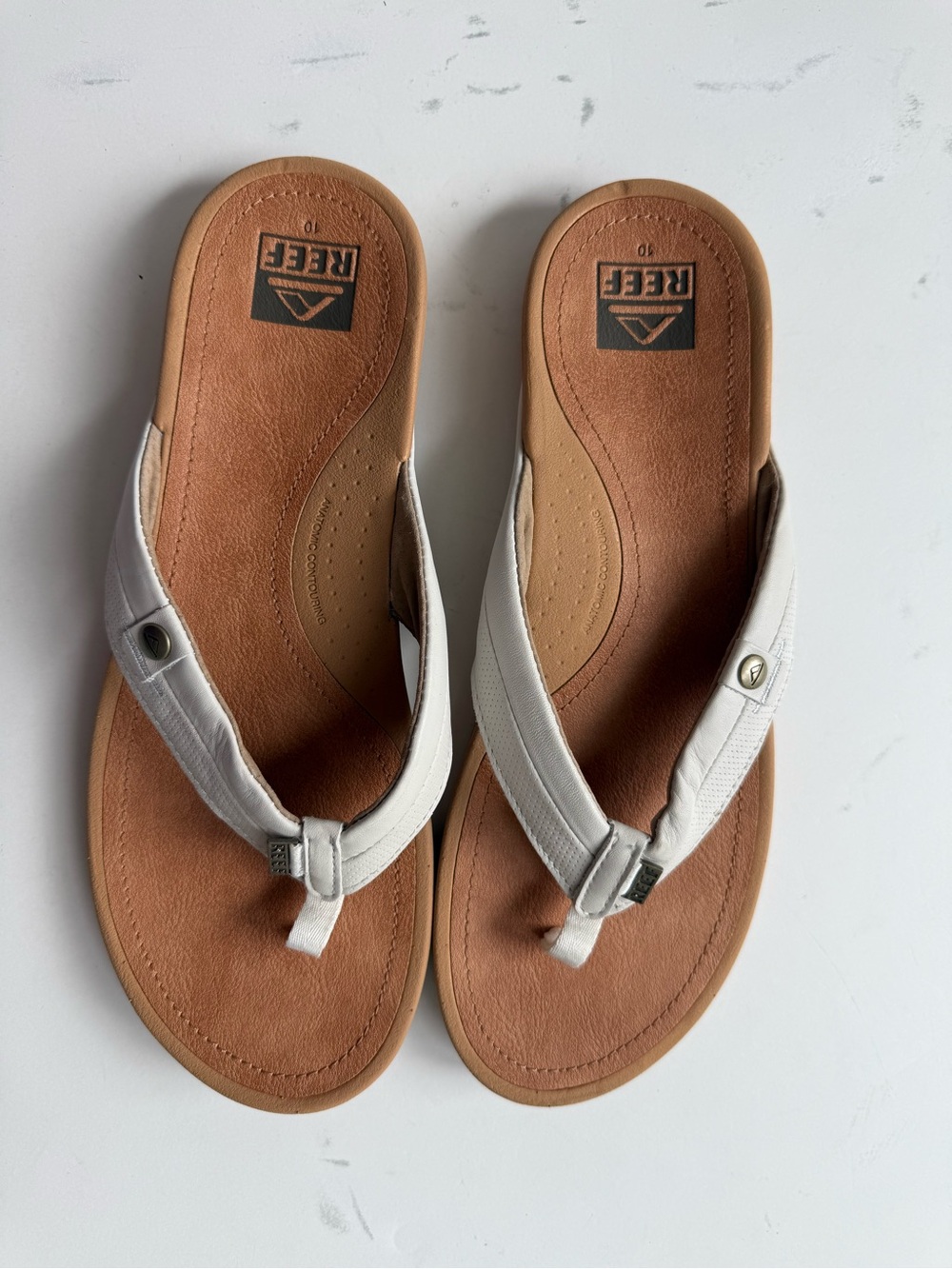 NWOT Reef Pacific Sandals